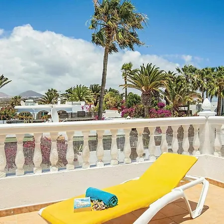 Villa Puerto Del Carmen Sleeps 6 Wifi
